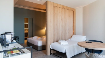 Suite with separate rooms