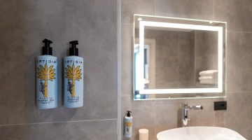 Private bathroom with toiletries