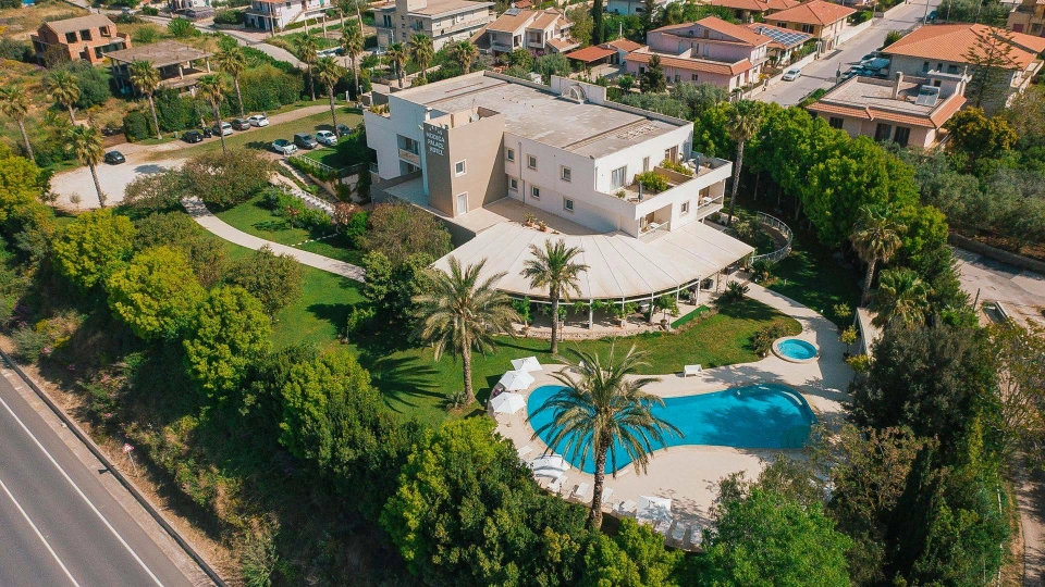 Structure seen from above