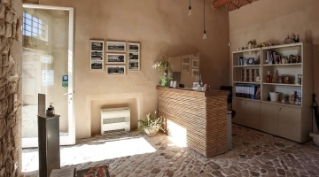 Area reception
