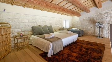 Soppalco con camera da letto