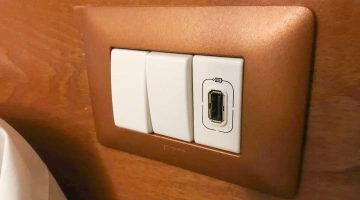 Prise USB près du lit