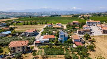Struttura immersa nelle campagne