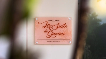 Insegna ingresso suite