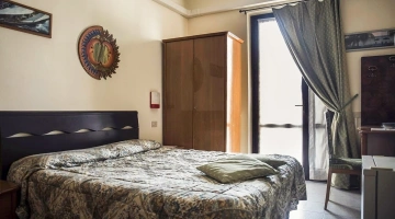Doppelzimmer mit Balkon