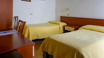 Doppelzimmer in einer Wohnung
