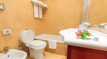 Private services with bathtub
