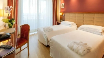 Double room with single beds