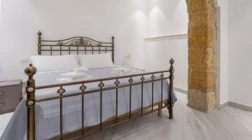 Letto matrimoniale in ferro battuto