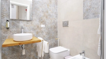 Bagno con set asciugamani