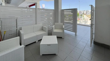 Veranda con salottino