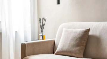 Zimmer mit Sessel