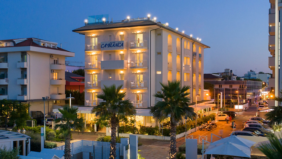 Directement sur le front de mer de Riccione