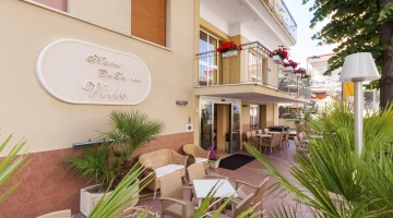 Hotel De La Ville