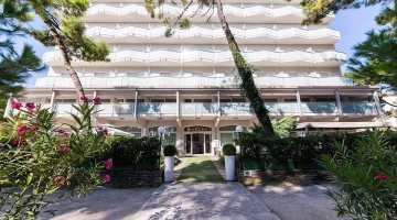 Facciata dell'hotel