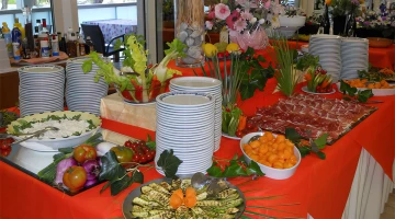 Buffet di verdure e antipasti