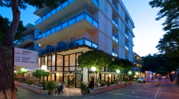 Hotel Capitol