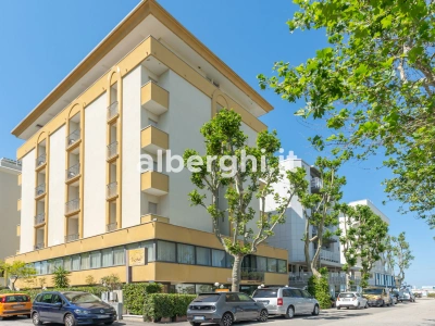 Club Hotel