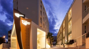 Hotel-Außenbereich