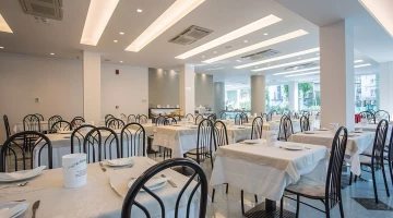 Restaurant hall