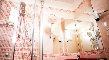 Panorama-Schlafzimmer-Badezimmer