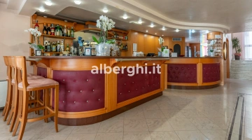 Bar reception