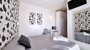 Eckzimmer mit Meerblick und großem Balkon