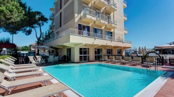Hotel David