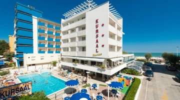 exterior overlooking the sea and with swimming pool