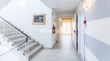 Couloir et escaliers