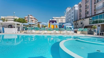Piscina e gonfiabili
