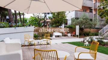 Salons dans le jardin