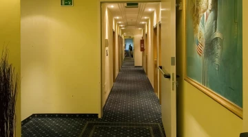 Couloir hôtel globus