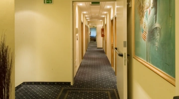 Couloir de l'hôtel Globus