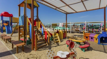 Plage affiliée à l'hôtel Globus
