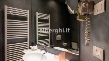 Bathroom detail