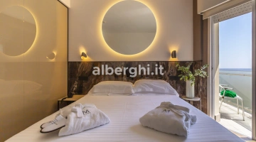 Superior Double Room with Side Sea View