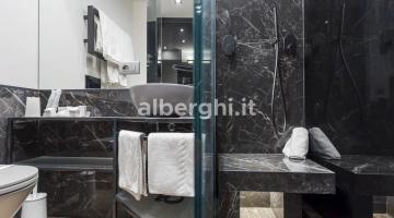 Bathroom of the new superior rooms