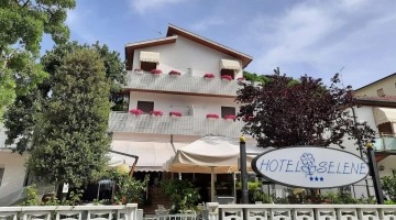 Hotel Selene