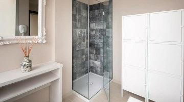 The spa also has a changing room