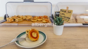 Buffet petit-déjeuner : biscuits faits maison