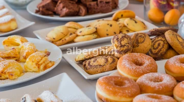 Buffet petit-déjeuner : biscuits faits maison