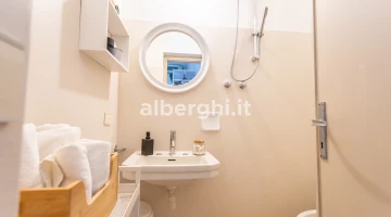 Chambre quadruple économique avec salle de bain