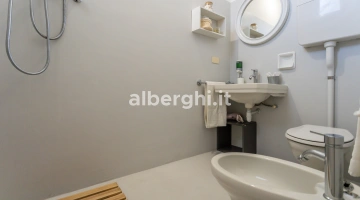 Camera tripla economy bagno