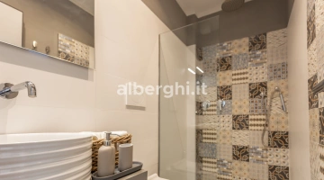 Bagno camera doppia economy vista mare